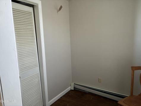 464 8th Avenue Troy NY 12182