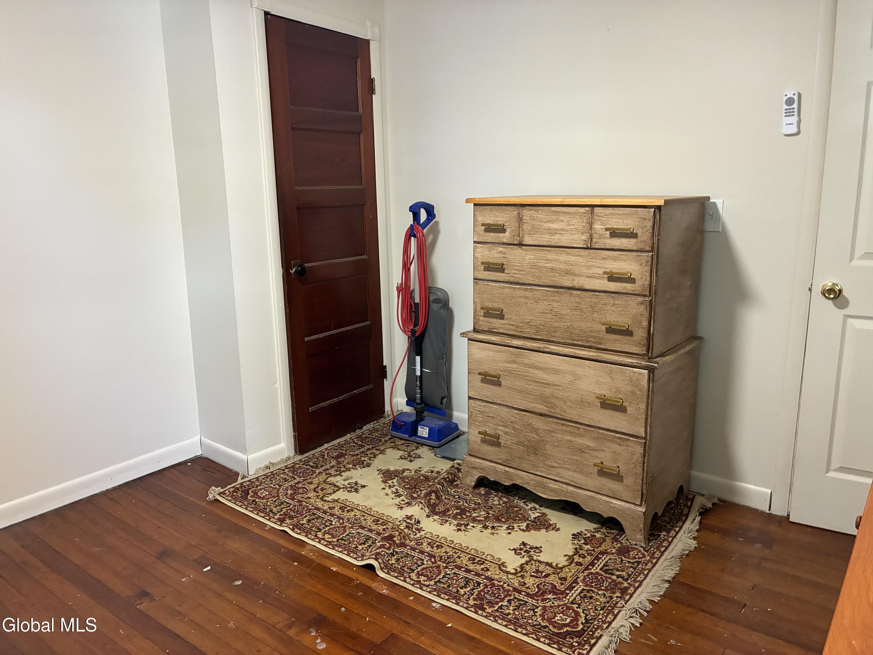464 8th Avenue Troy NY 12182