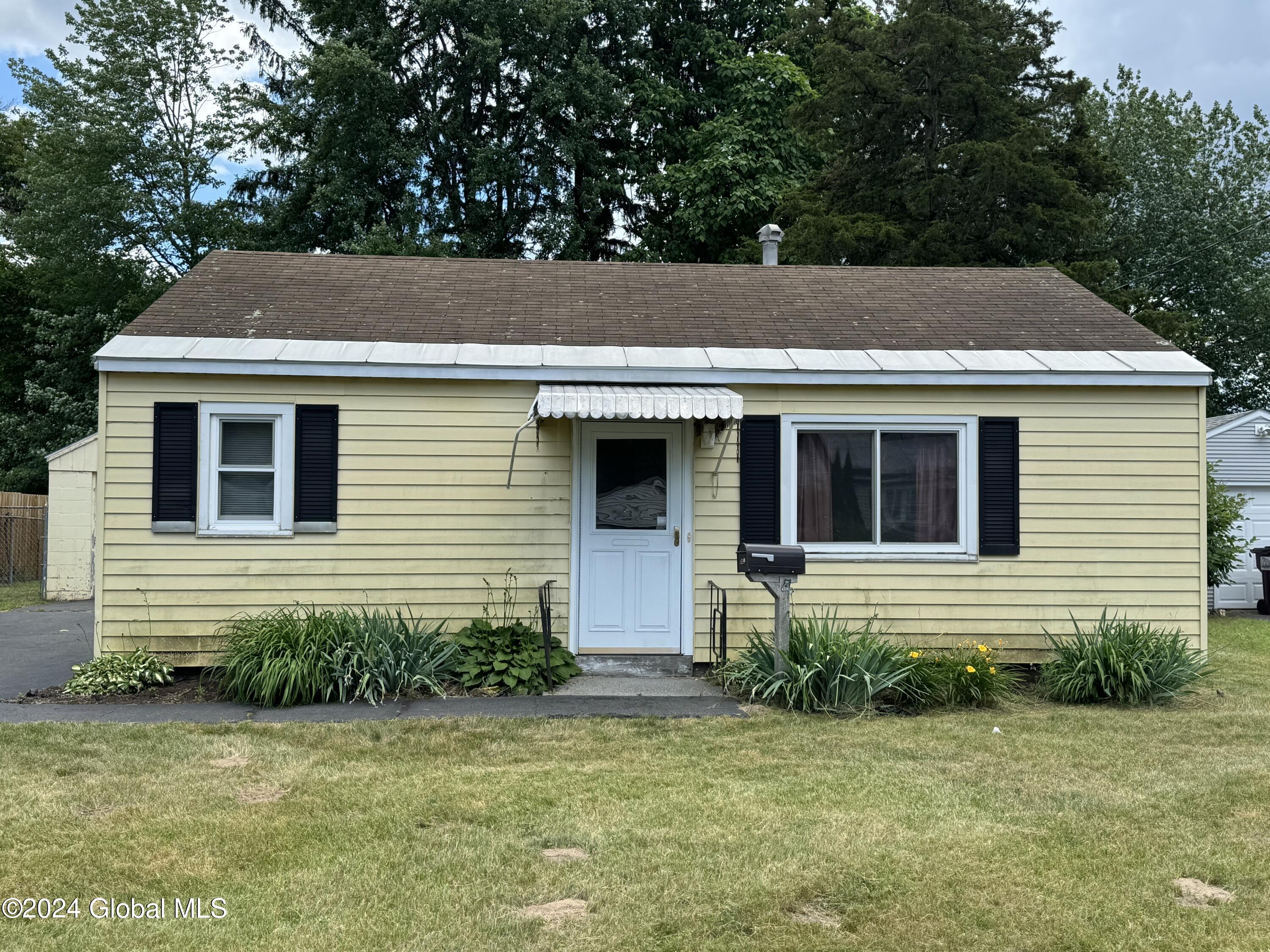 66 Miracle Lane Loudonville NY 12211