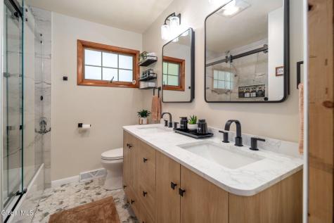 6 Bertone Drive Schenectady NY 12306