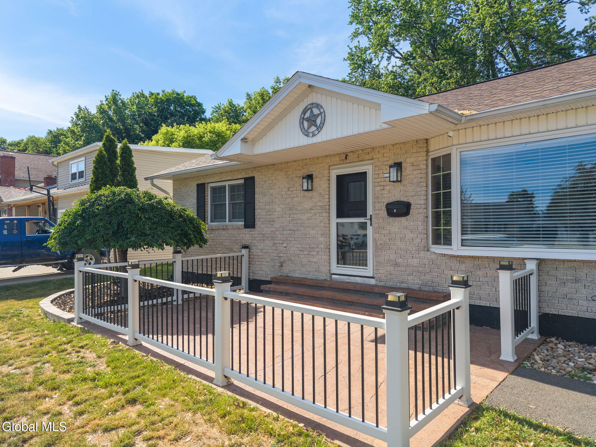 6 Bertone Drive Schenectady NY 12306