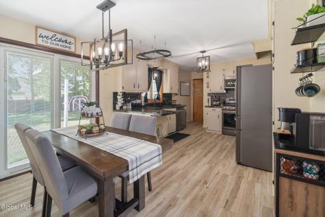 6 Bertone Drive Schenectady NY 12306