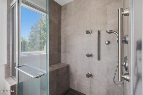 41 Mountain Way Troy NY 12182