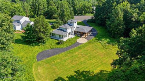 41 Mountain Way Troy NY 12182