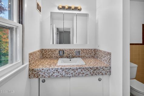 13 Farmingdale Road Latham NY 12110