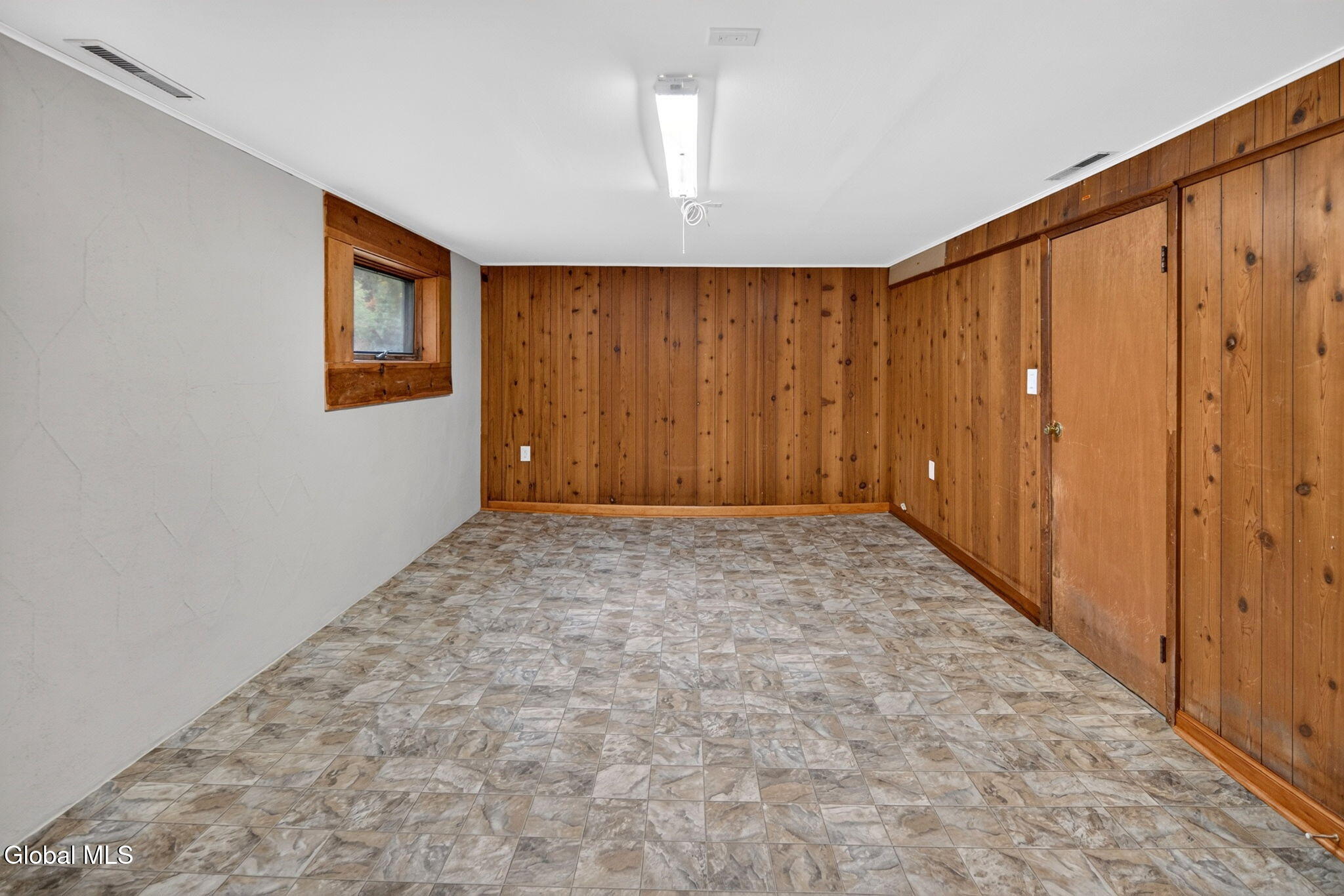 13 Farmingdale Road Latham NY 12110