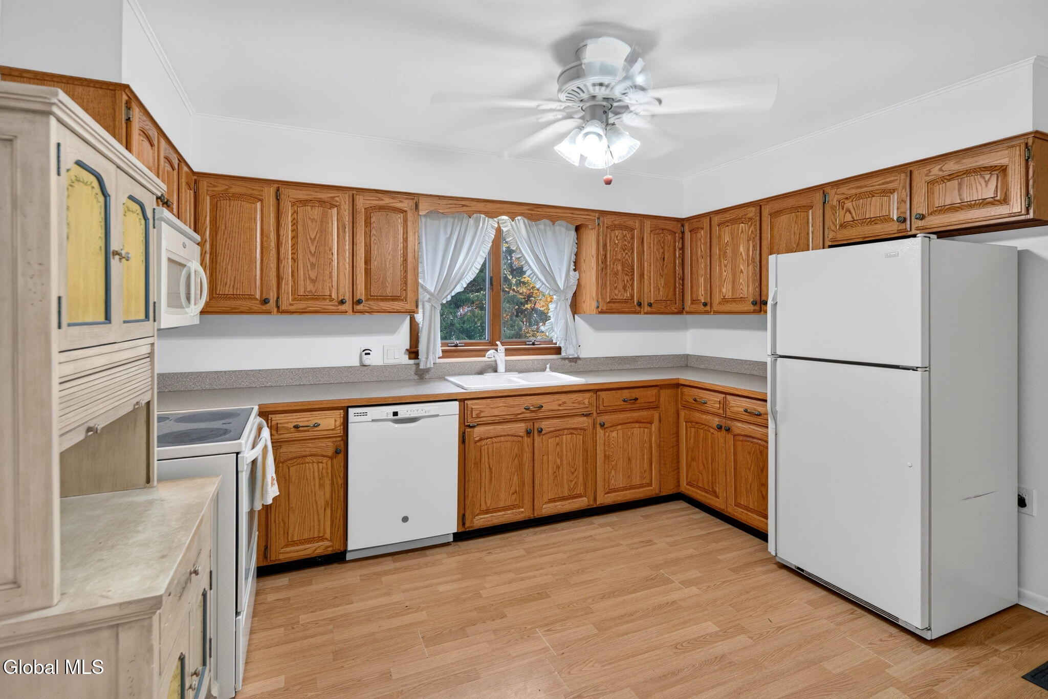 13 Farmingdale Road Latham NY 12110
