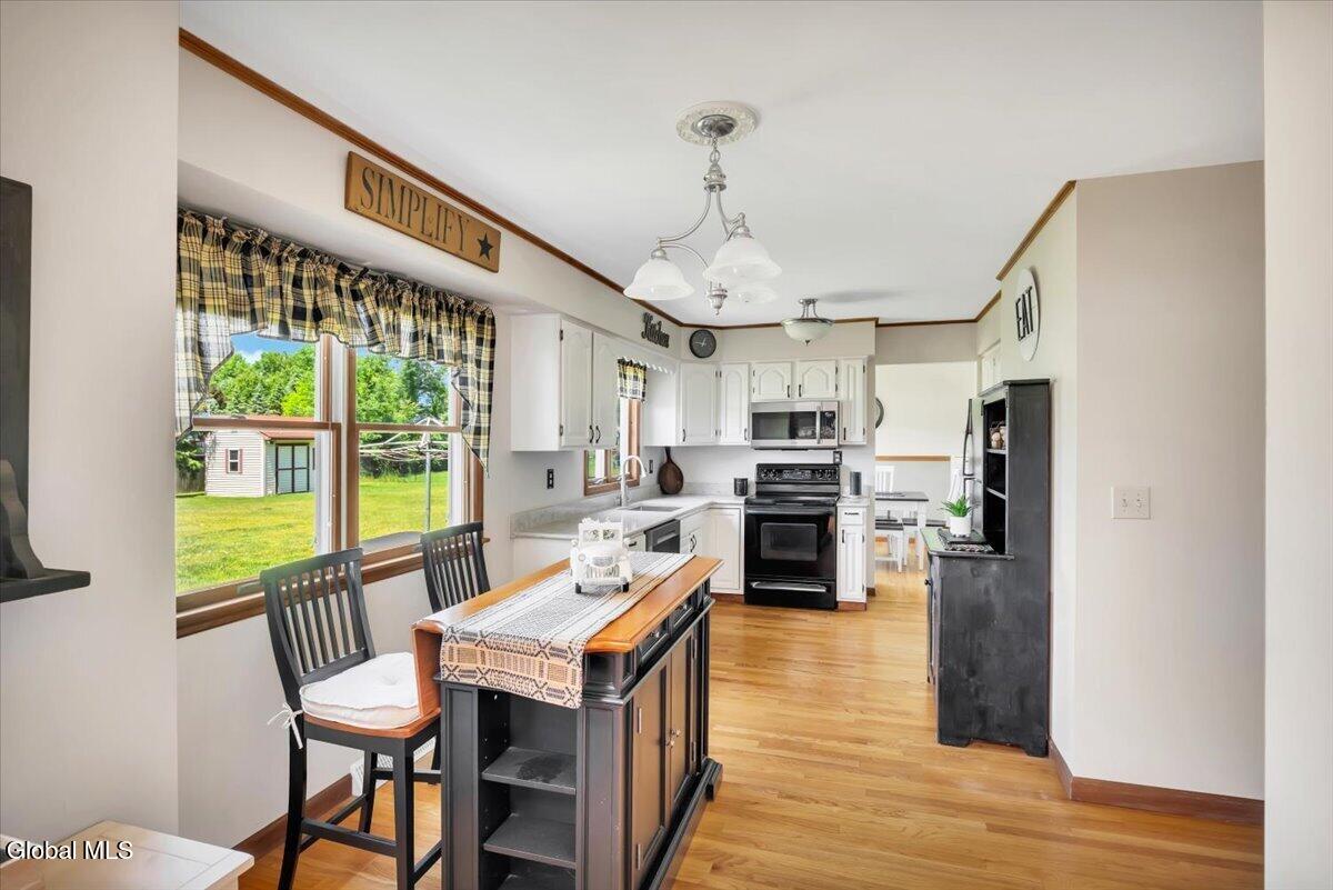 5 Zermatt Drive Wynantskill NY 12198