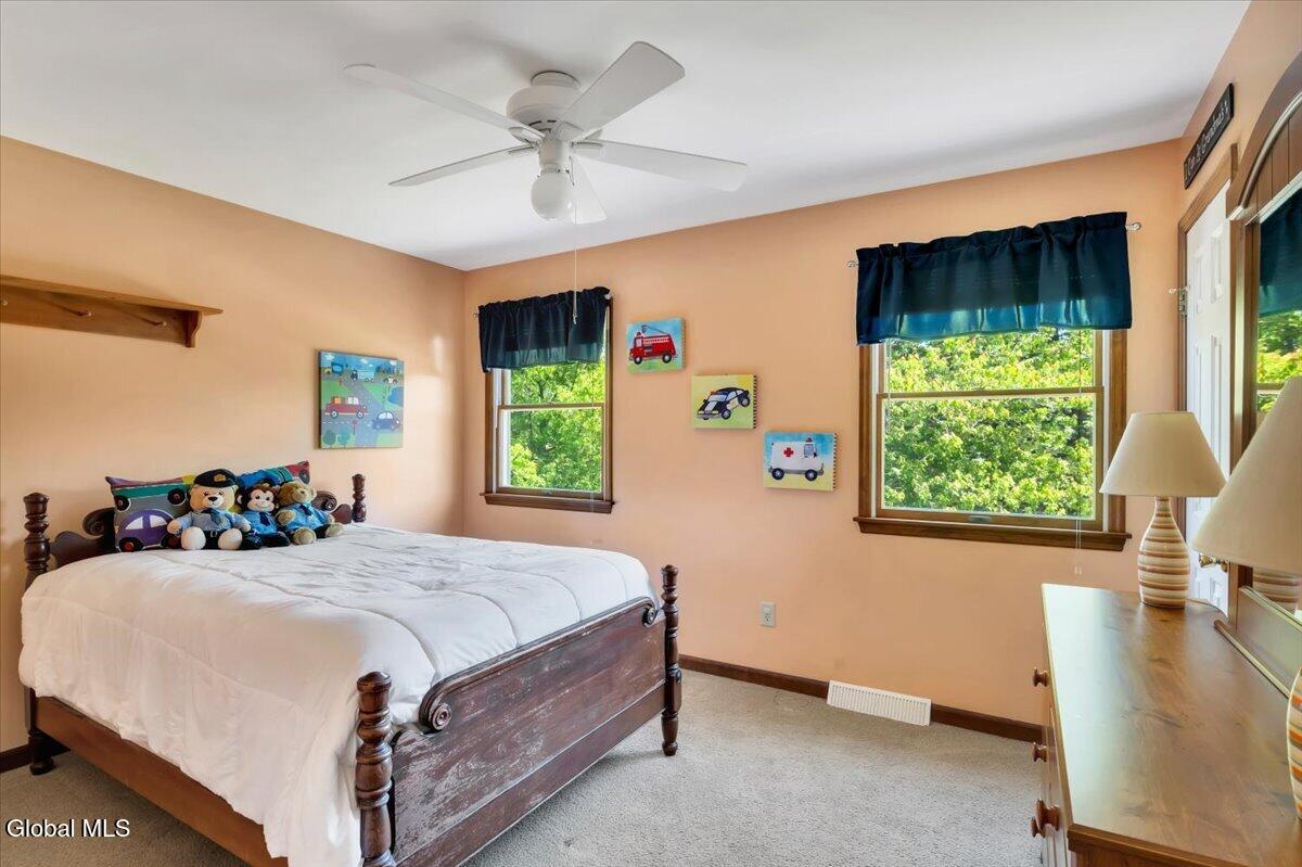 5 Zermatt Drive Wynantskill NY 12198
