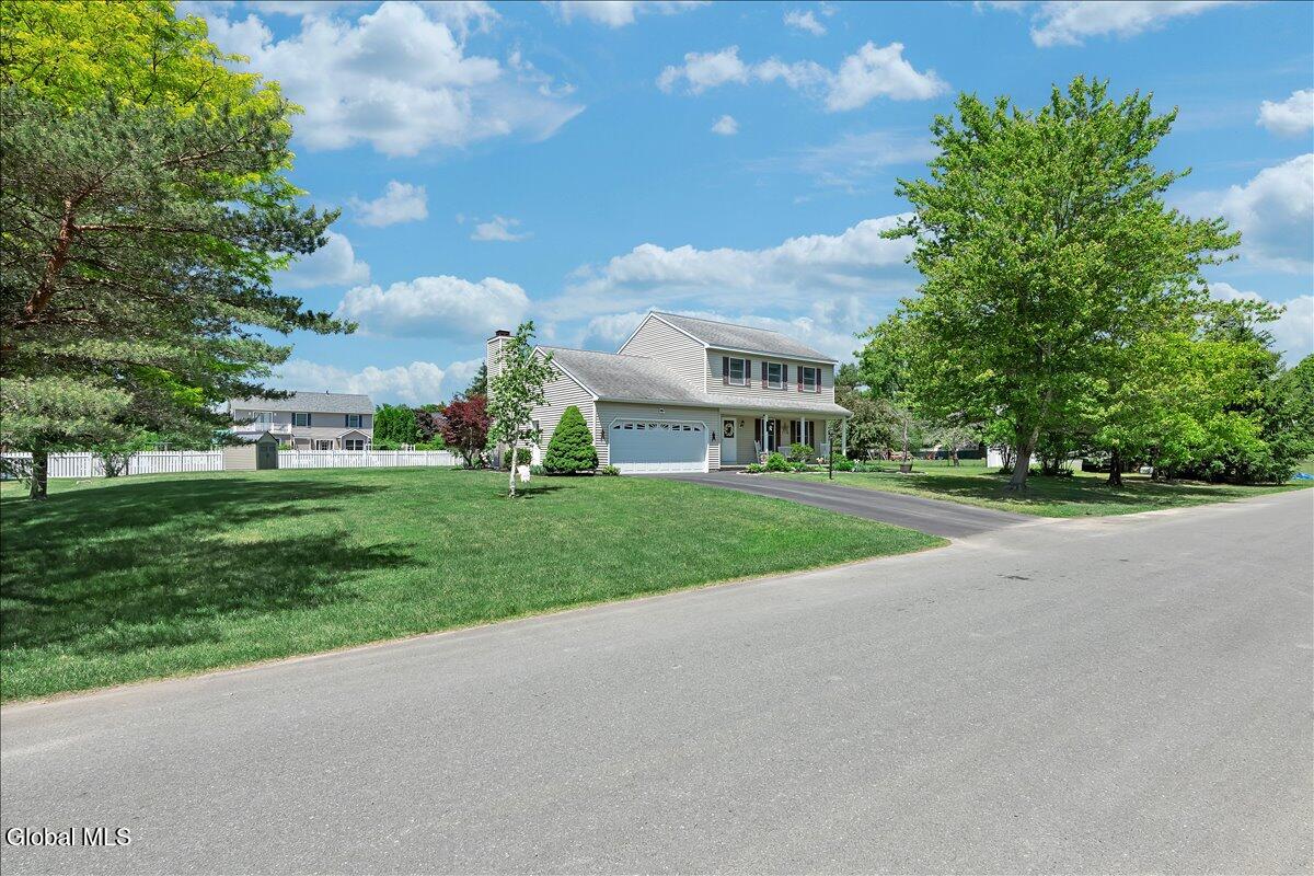5 Zermatt Drive Wynantskill NY 12198
