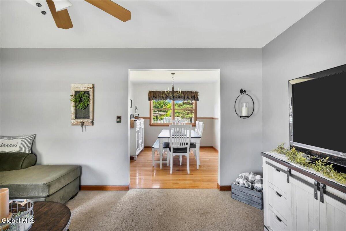 5 Zermatt Drive Wynantskill NY 12198