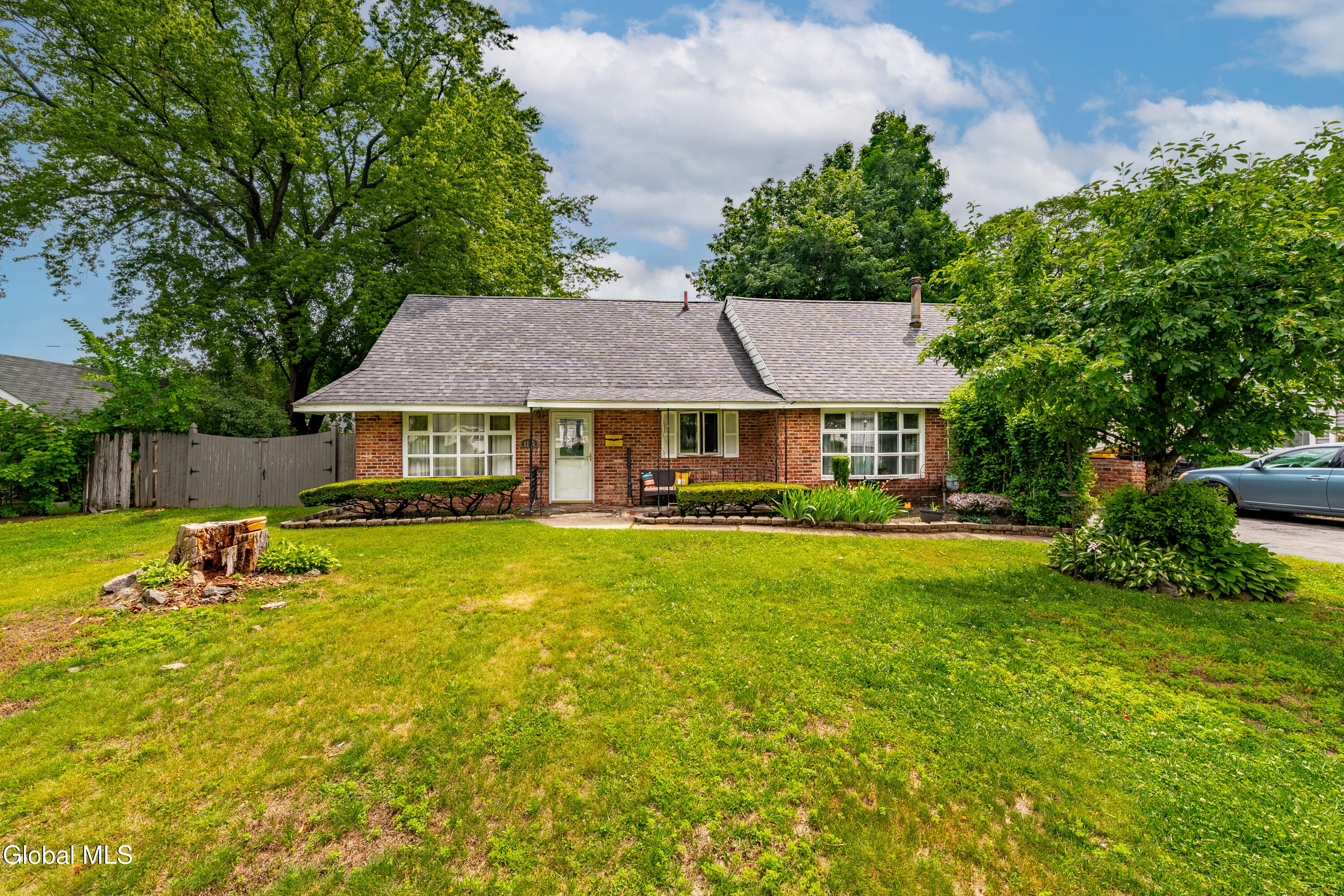 1156 Outer Drive Schenectady NY 12303