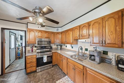 1156 Outer Drive Schenectady NY 12303