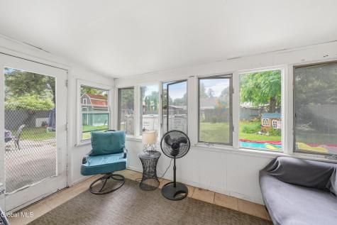 1156 Outer Drive Schenectady NY 12303