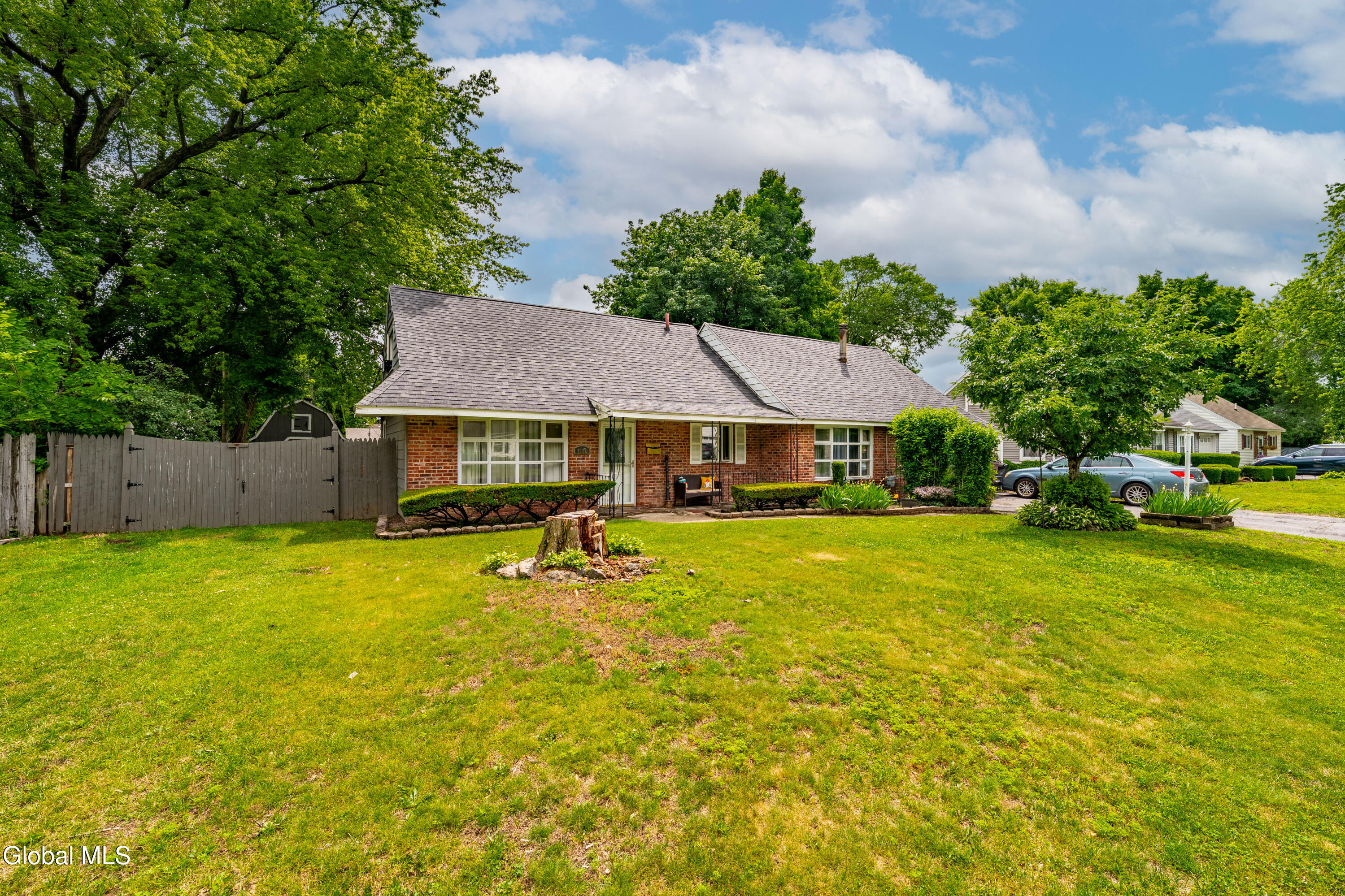 1156 Outer Drive Schenectady NY 12303