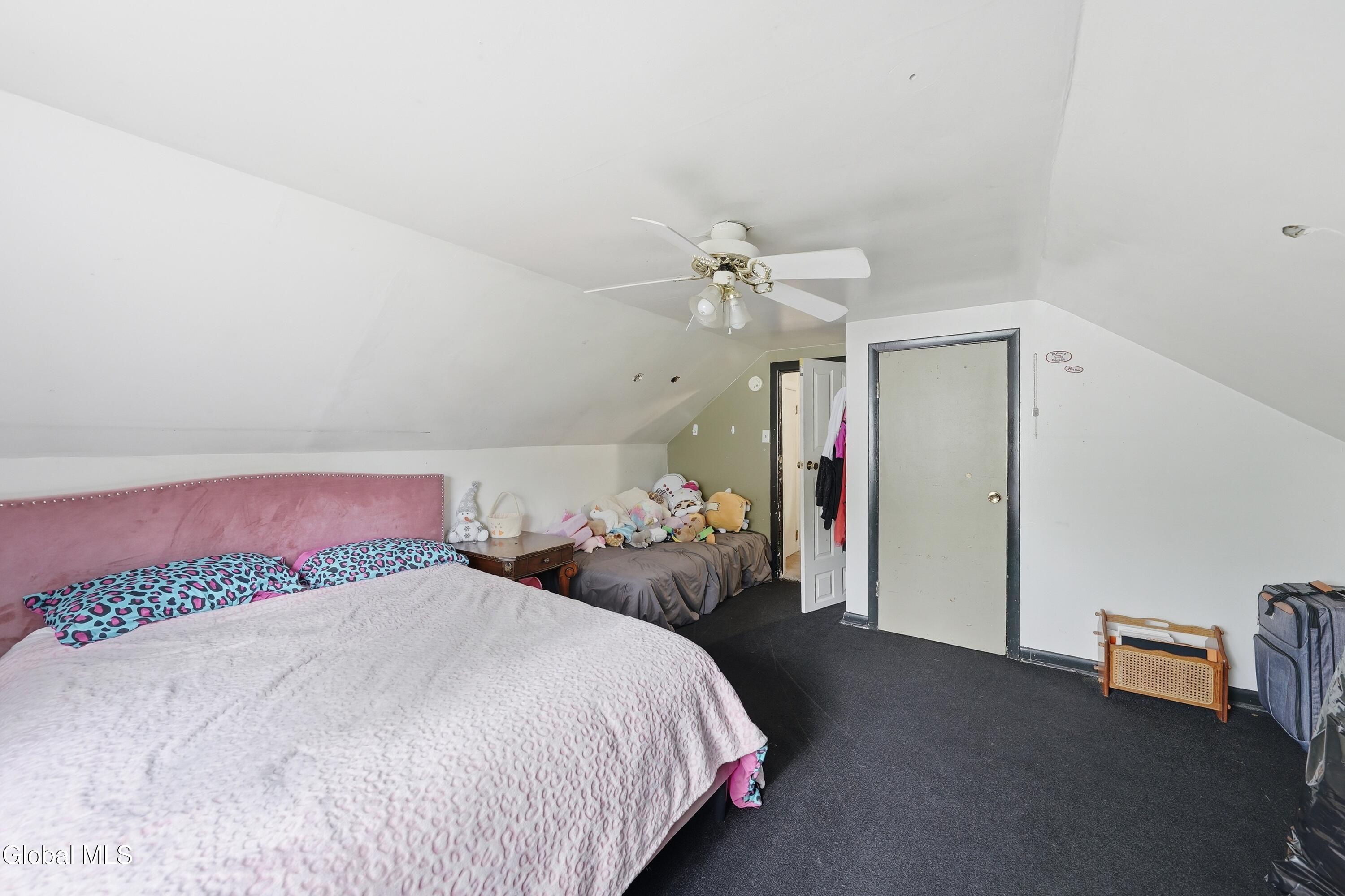 1156 Outer Drive Schenectady NY 12303