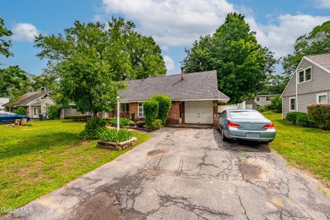 1156 Outer Drive Schenectady NY 12303