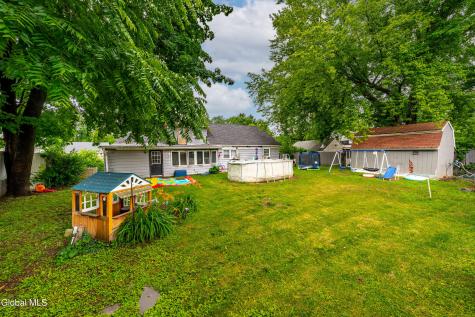 1156 Outer Drive Schenectady NY 12303
