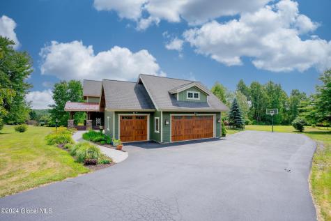 16 Rolling Ridge Drive East Greenbush NY 12061