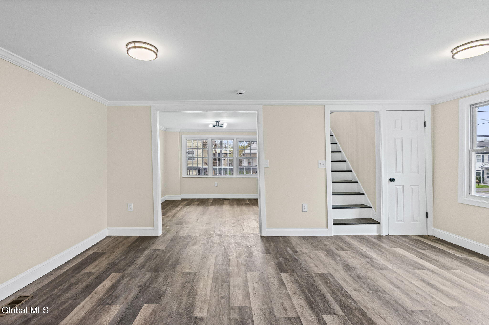 6 Mann Avenue Cohoes NY 12047