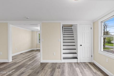 6 Mann Avenue Cohoes NY 12047