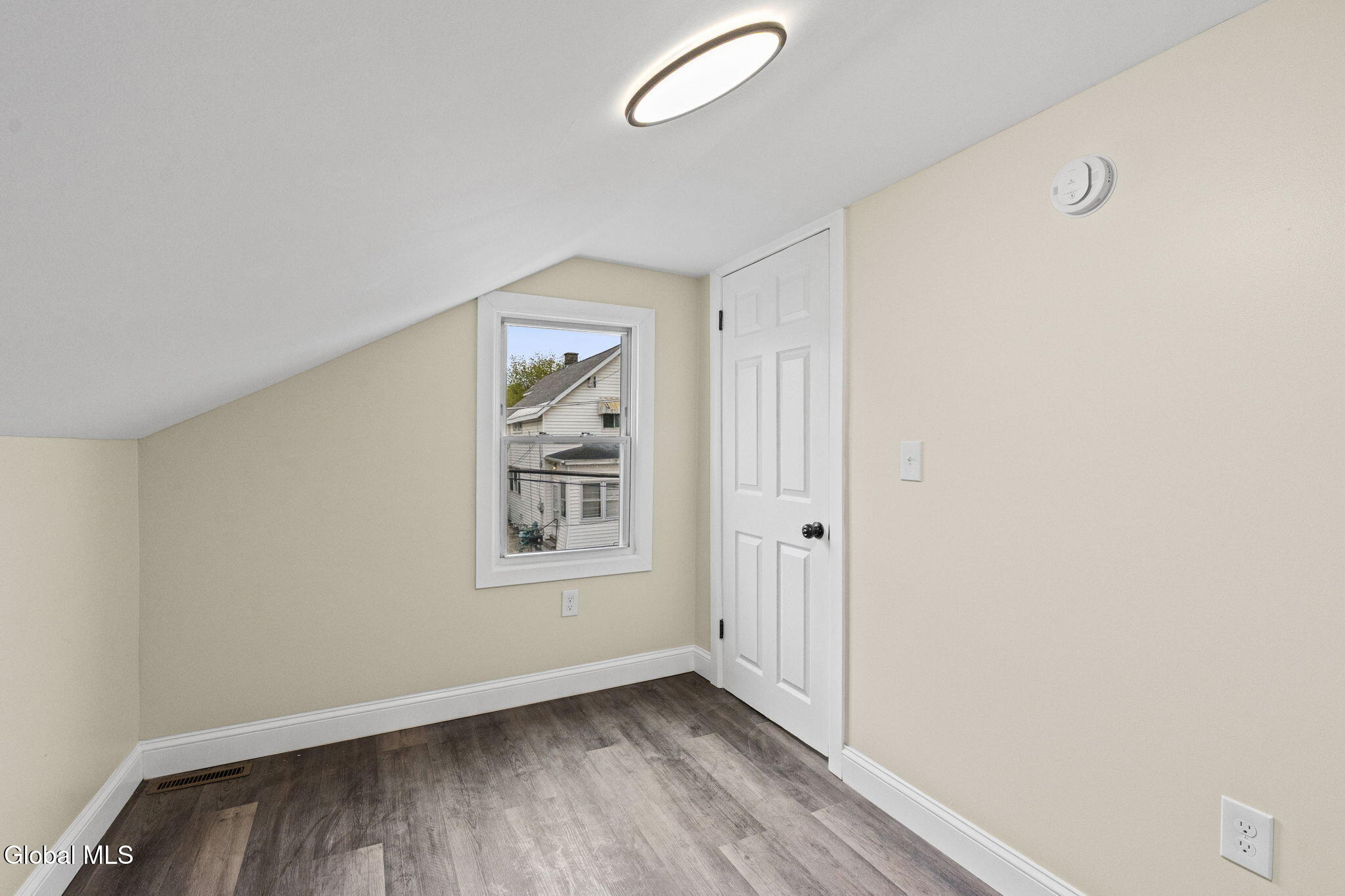 6 Mann Avenue Cohoes NY 12047