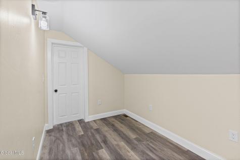 6 Mann Avenue Cohoes NY 12047