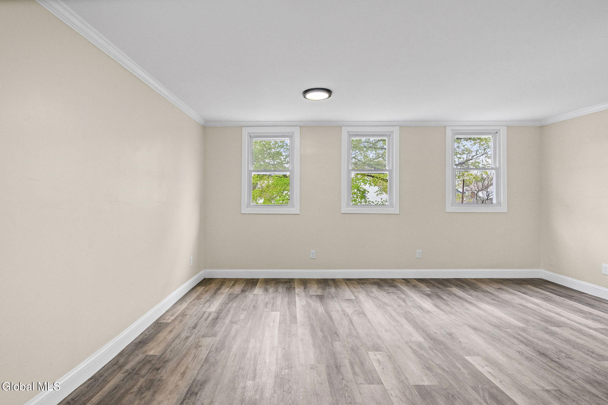 6 Mann Avenue Cohoes NY 12047