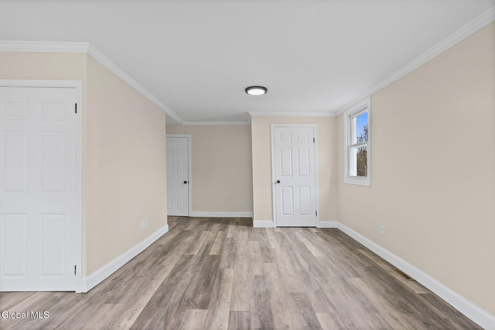 6 Mann Avenue Cohoes NY 12047
