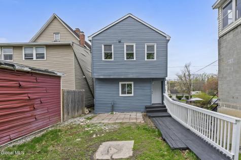 6 Mann Avenue Cohoes NY 12047