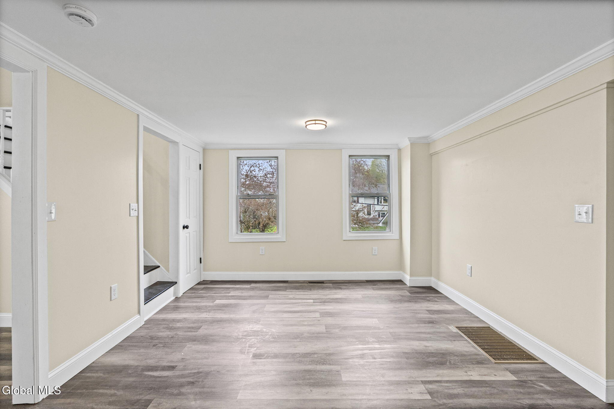 6 Mann Avenue Cohoes NY 12047