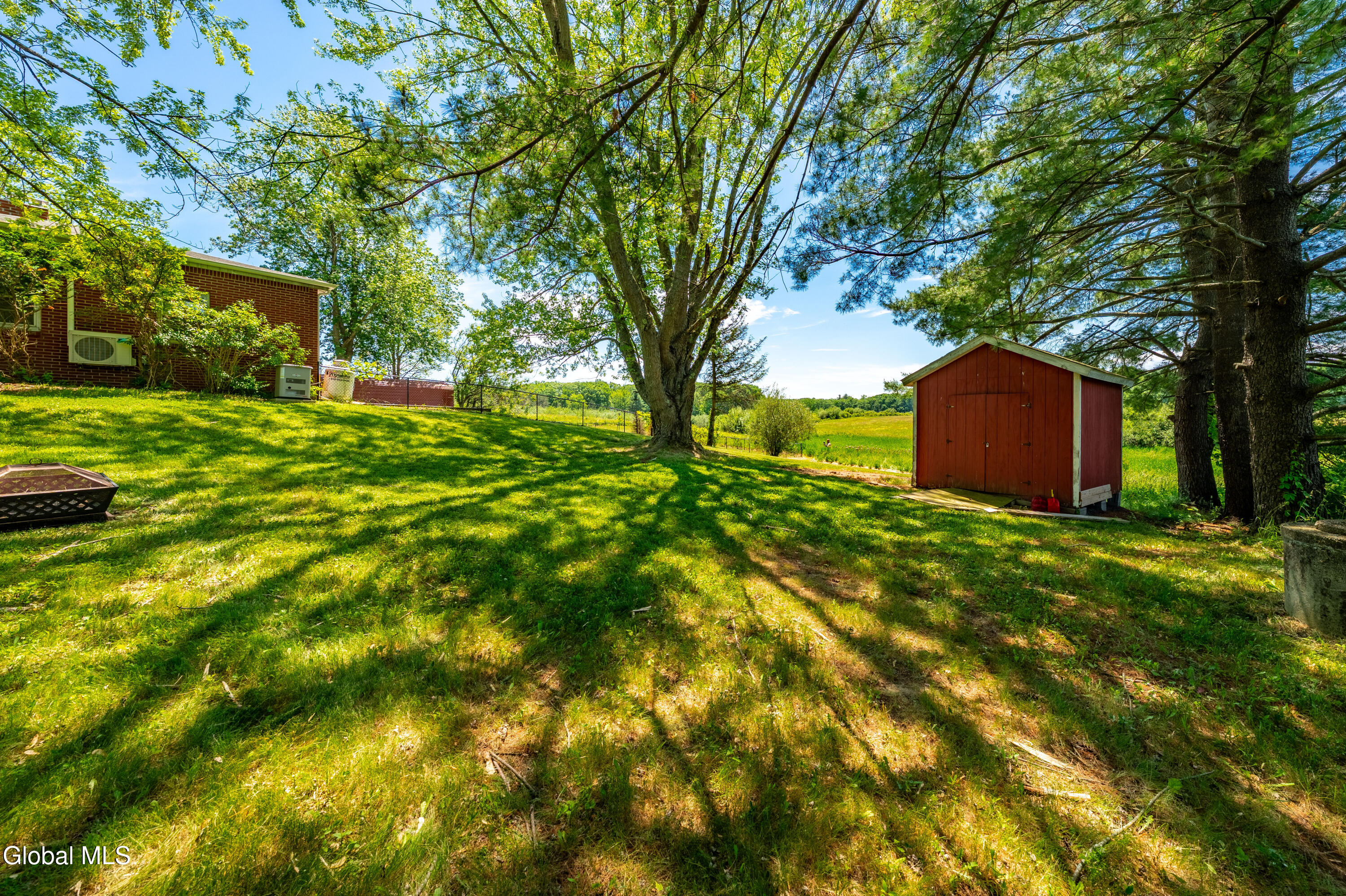 412 Font Grove Road Slingerlands NY 12159