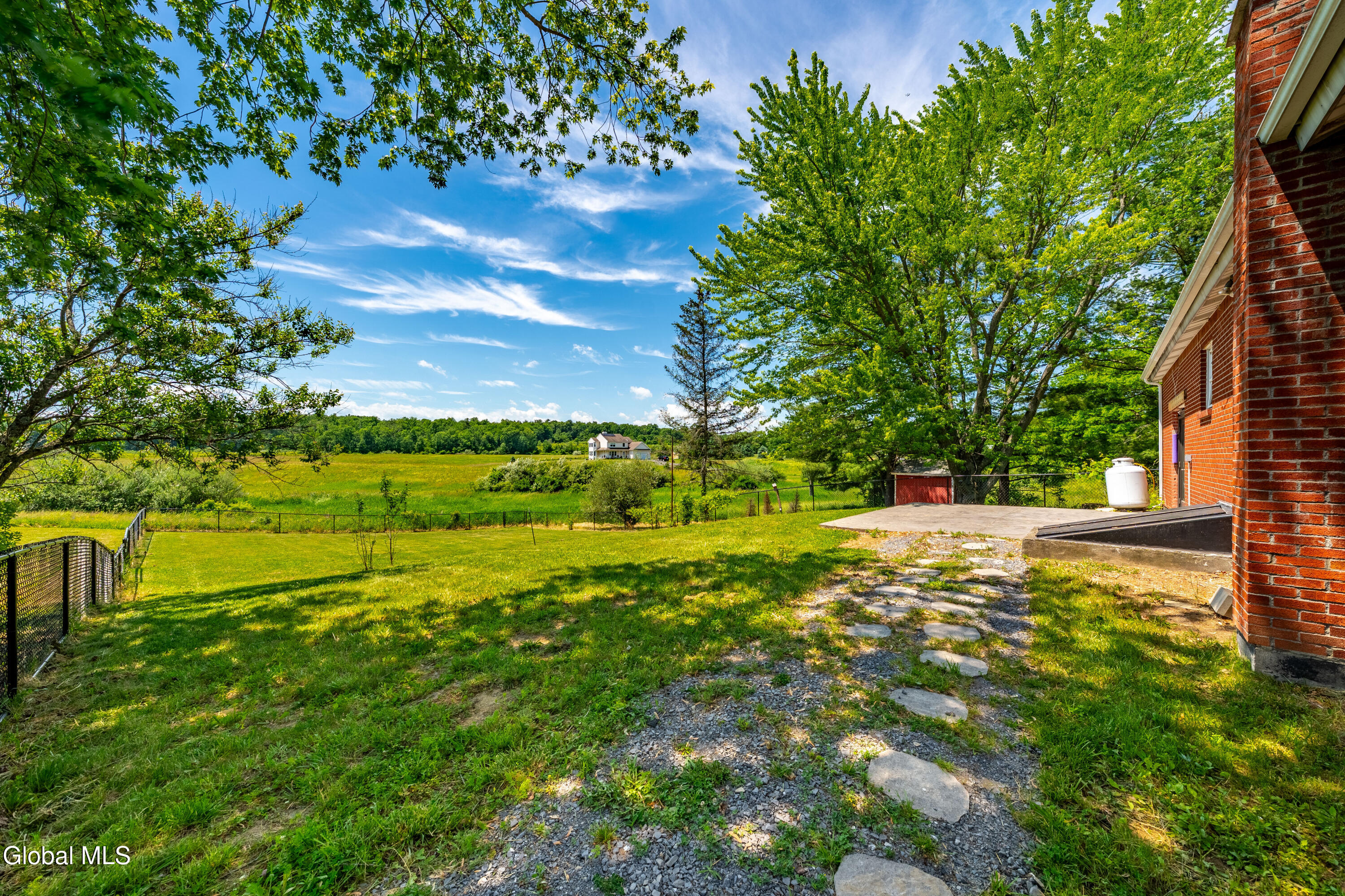 412 Font Grove Road Slingerlands NY 12159