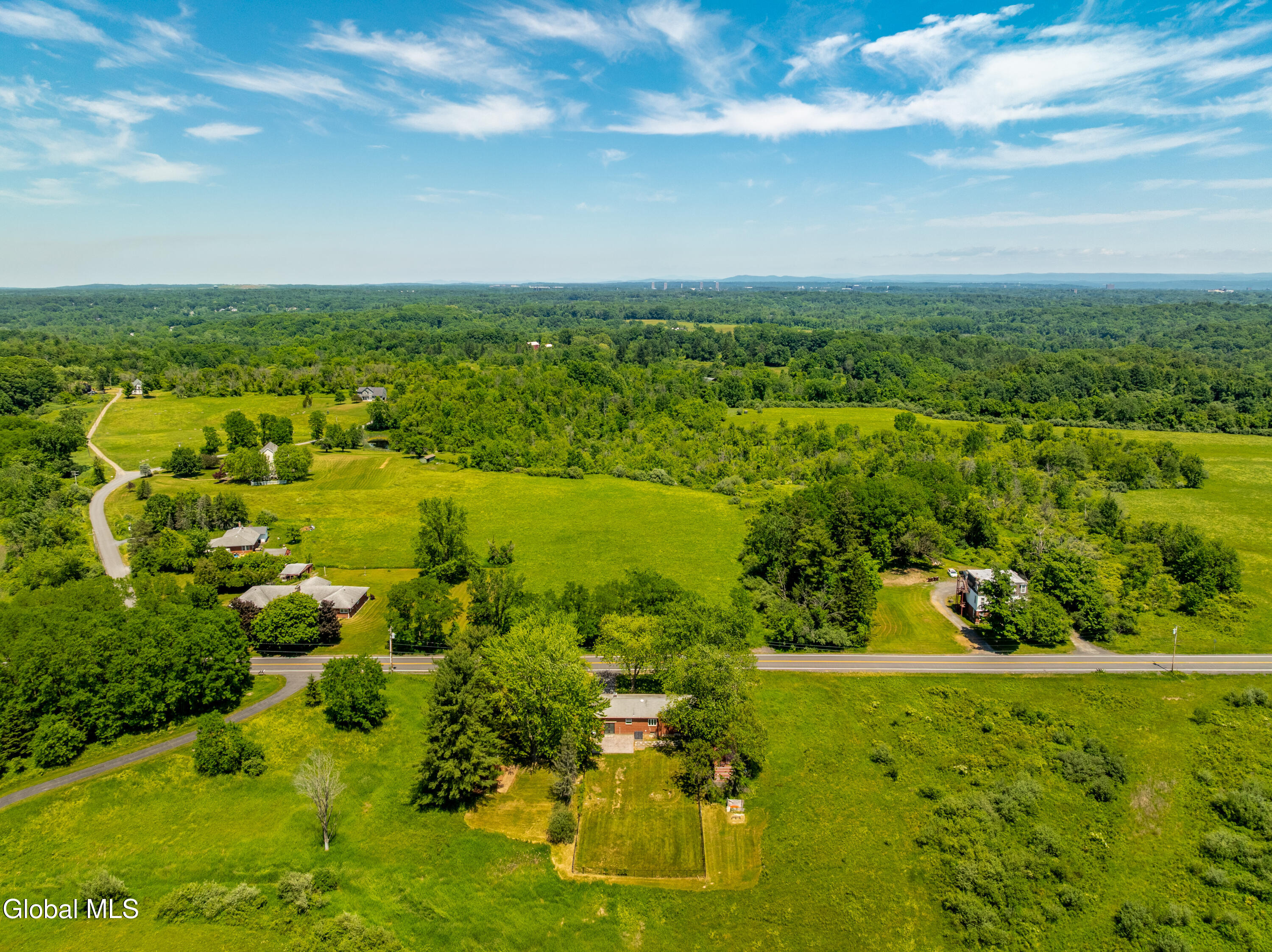 412 Font Grove Road Slingerlands NY 12159