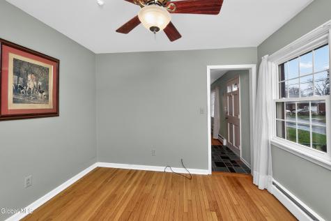 25 Alfred Drive Albany NY 12205