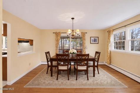 25 Alfred Drive Albany NY 12205