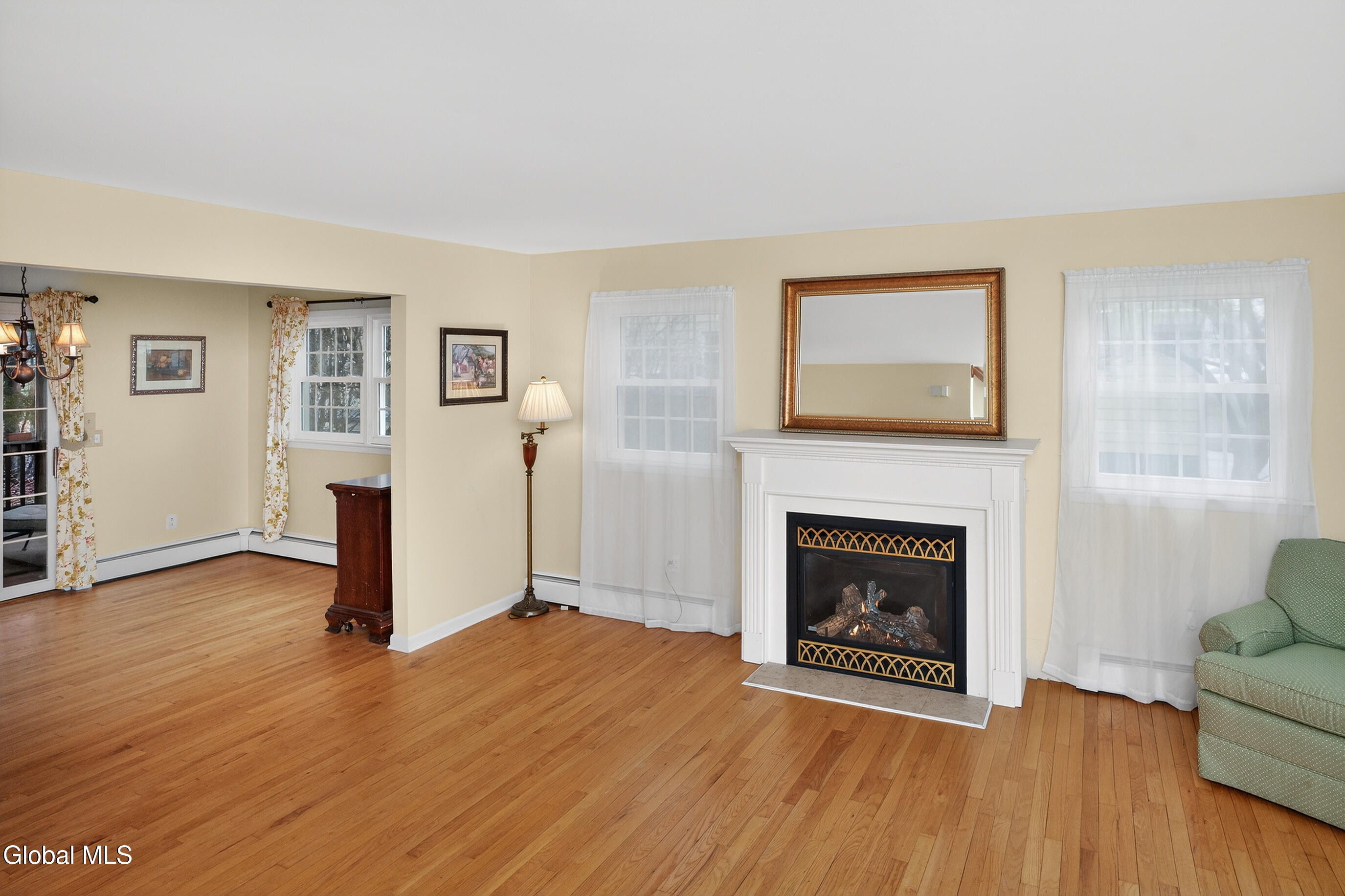 25 Alfred Drive Albany NY 12205