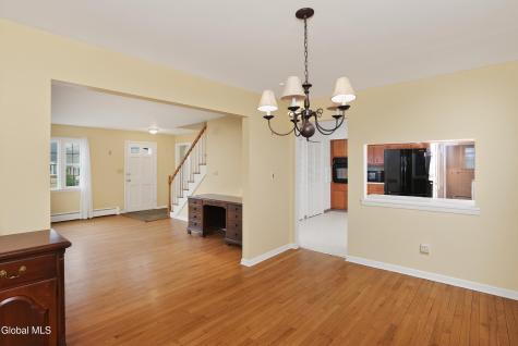25 Alfred Drive Albany NY 12205