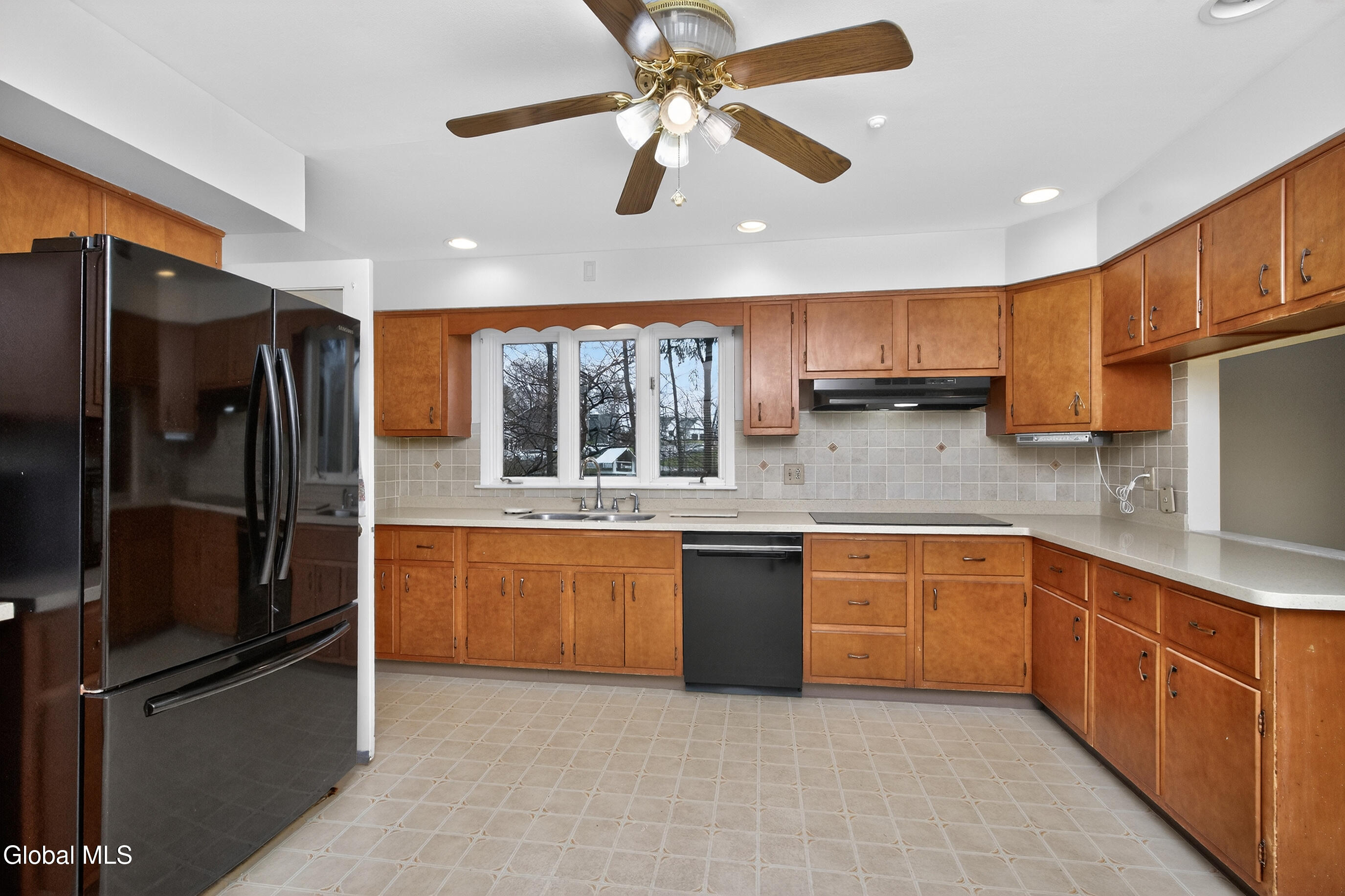 25 Alfred Drive Albany NY 12205