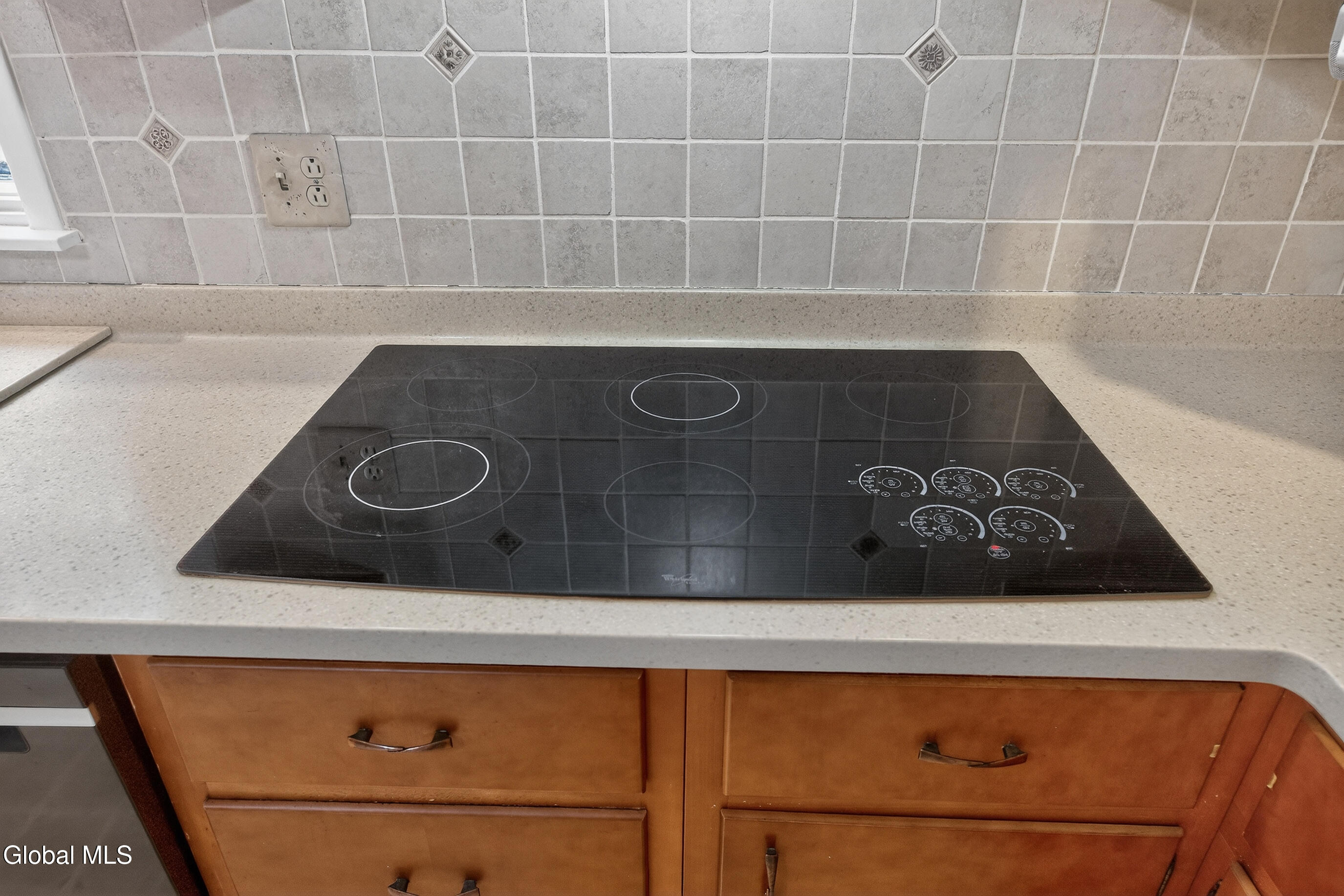 25 Alfred Drive Albany NY 12205