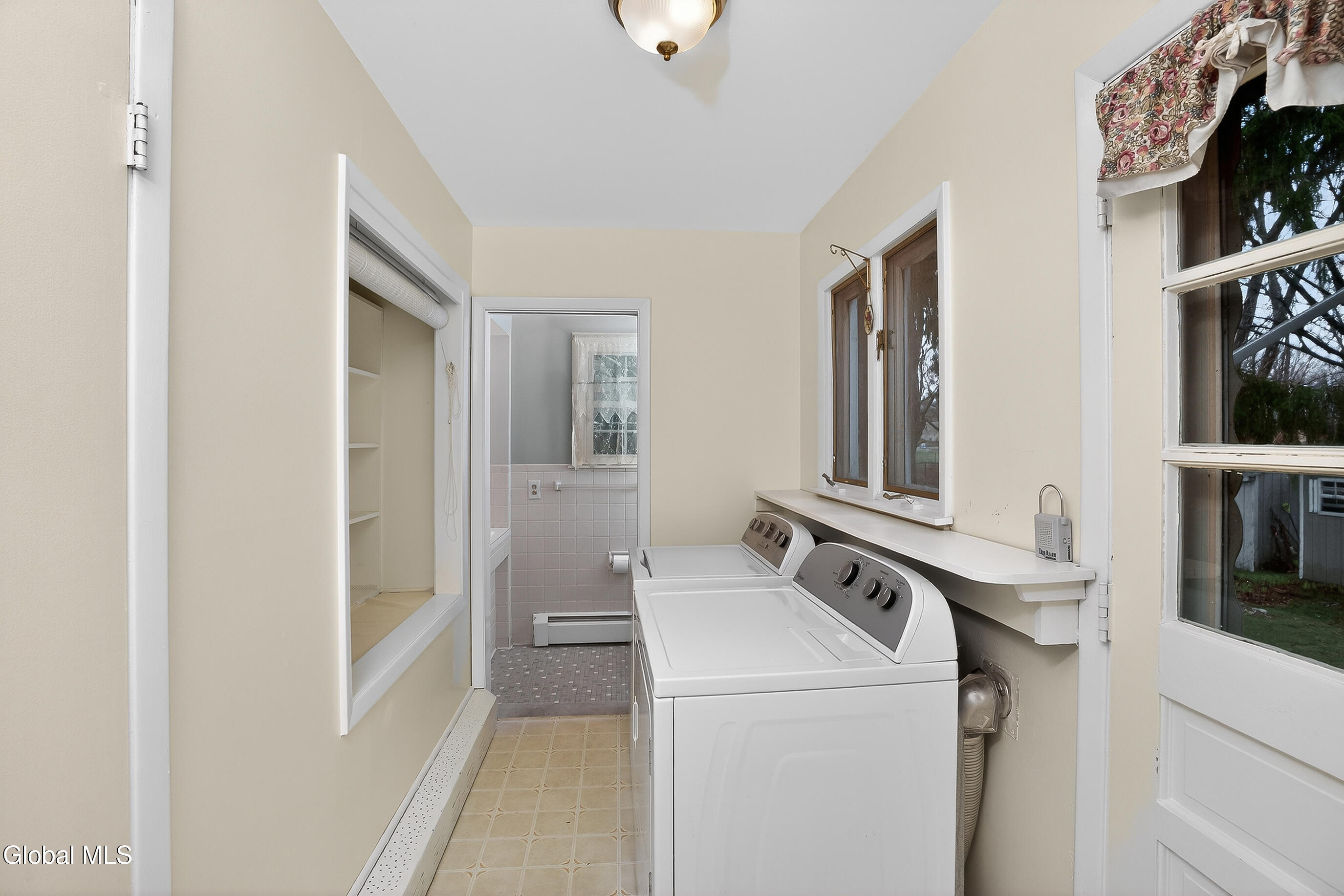 25 Alfred Drive Albany NY 12205