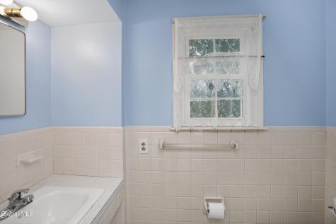 25 Alfred Drive Albany NY 12205