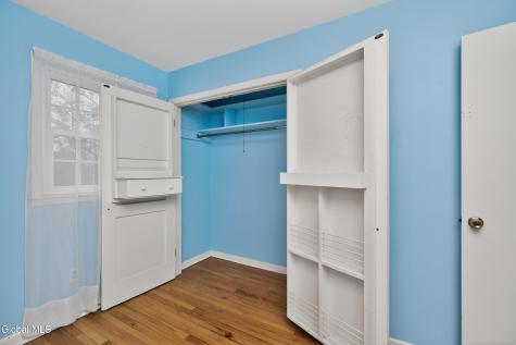 25 Alfred Drive Albany NY 12205