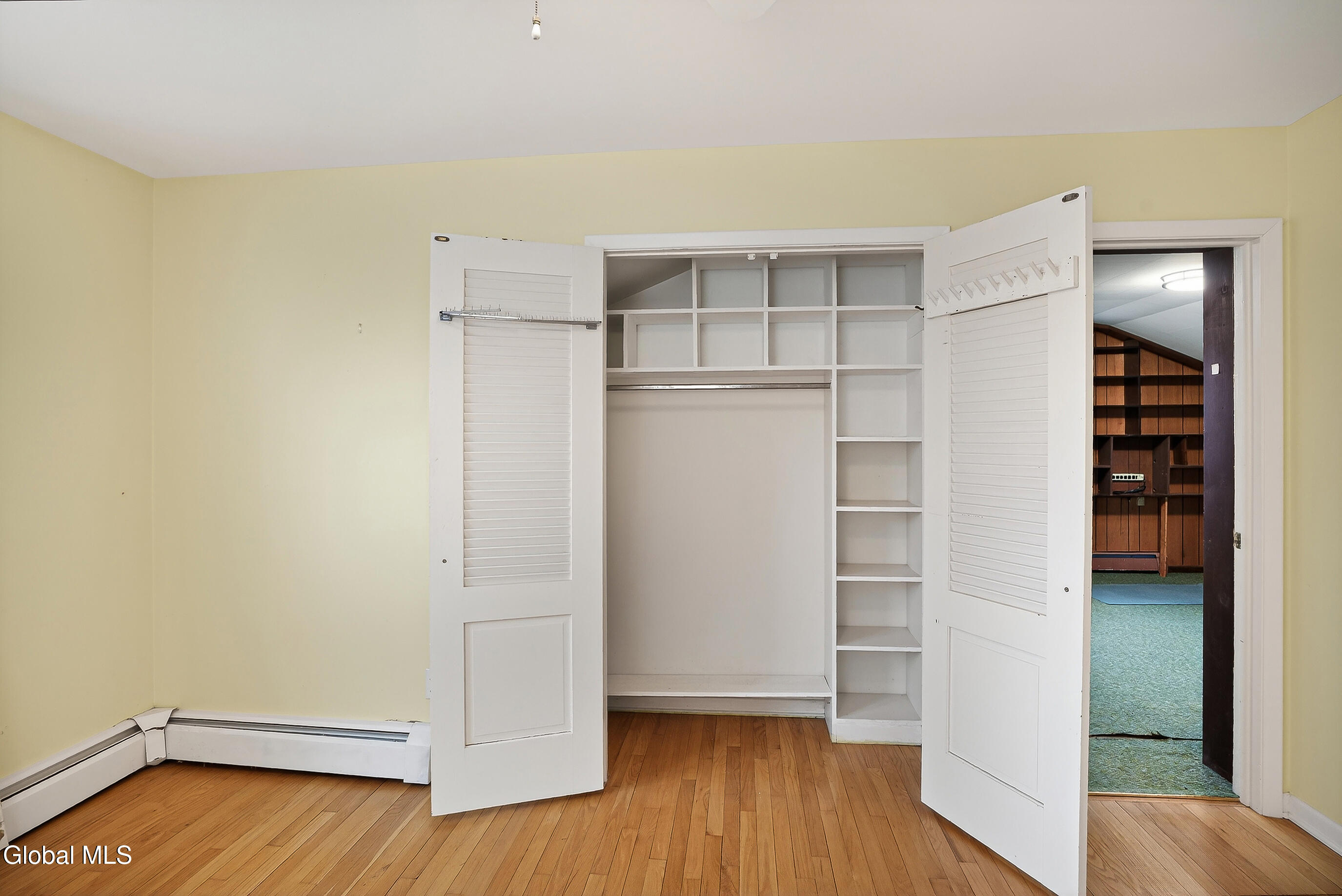 25 Alfred Drive Albany NY 12205