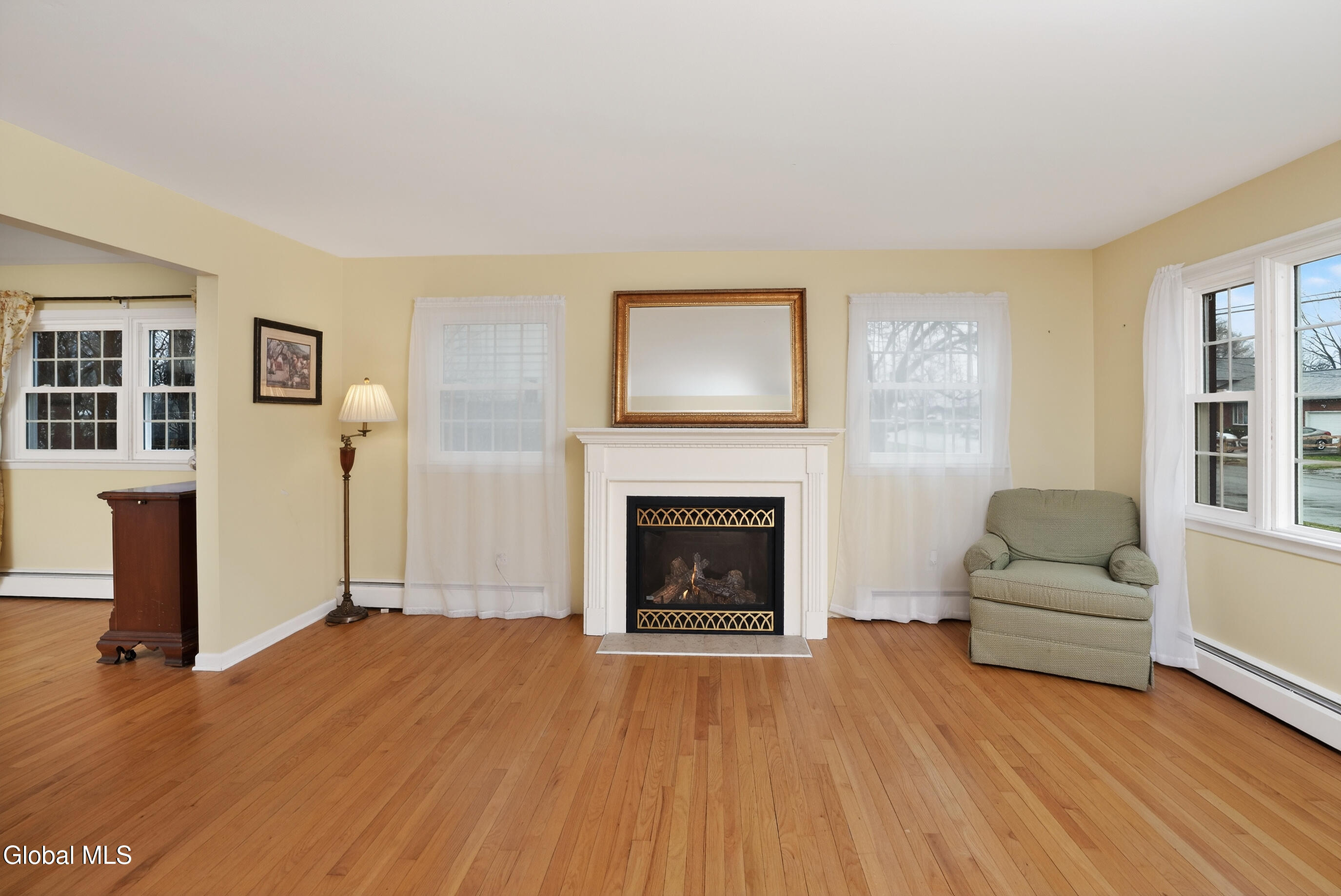 25 Alfred Drive Albany NY 12205