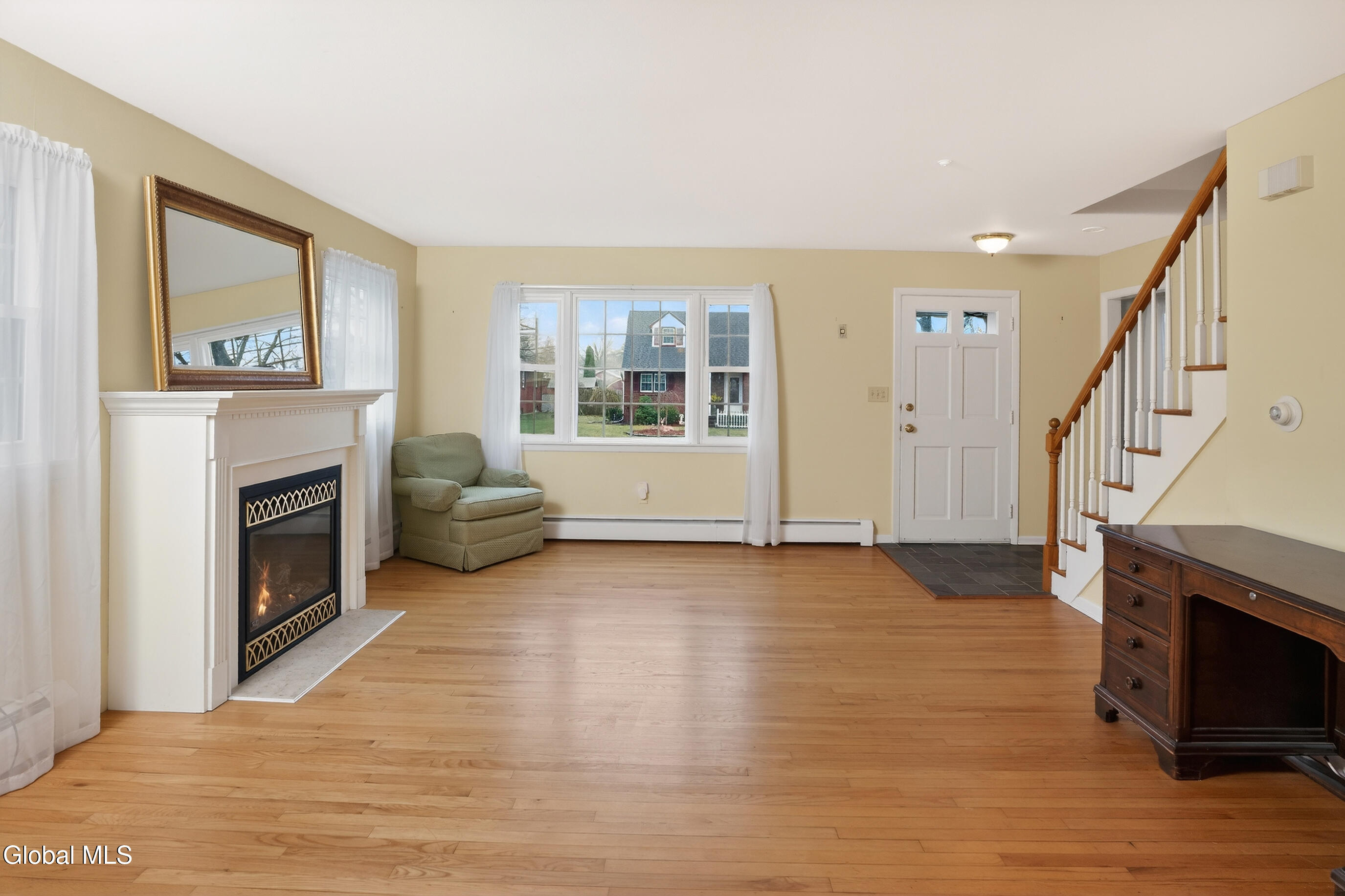 25 Alfred Drive Albany NY 12205