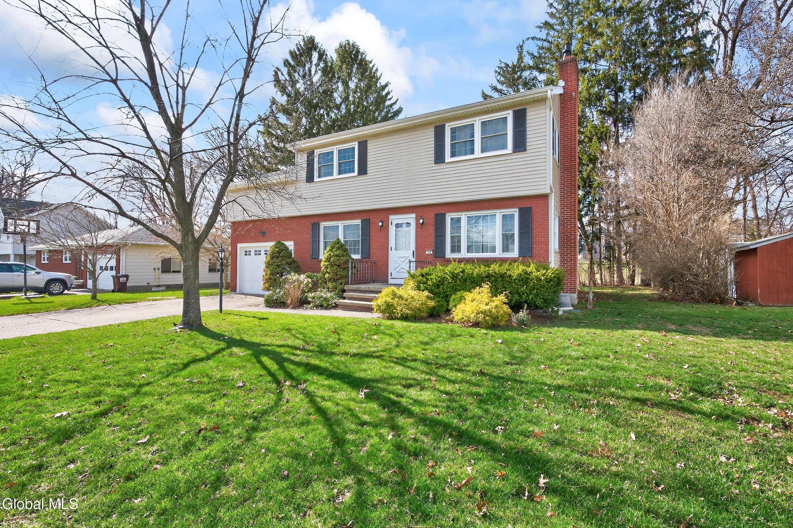 25 Alfred Drive Albany NY 12205
