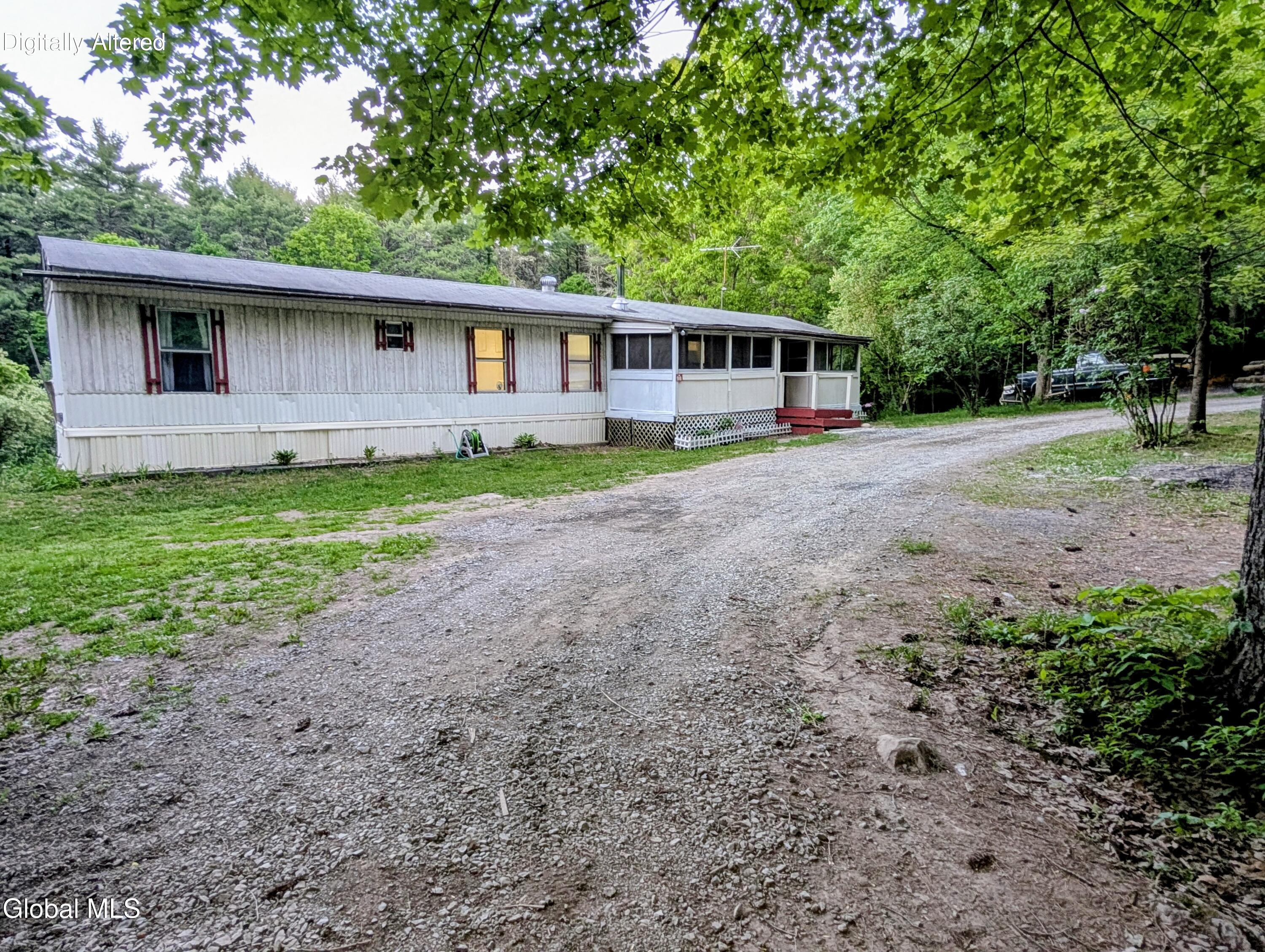 98 Primrose Lane Earlton NY 12058