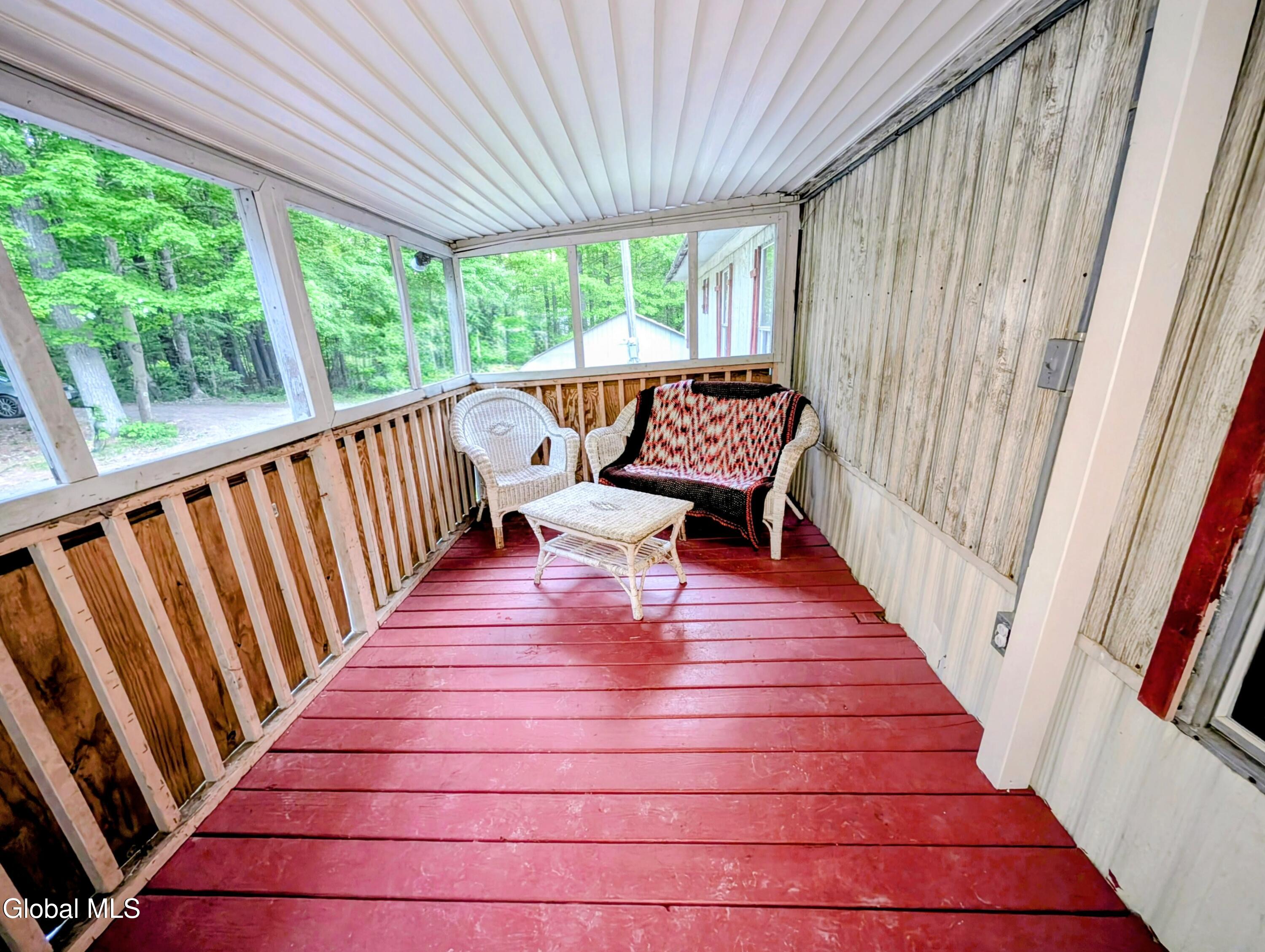98 Primrose Lane Earlton NY 12058