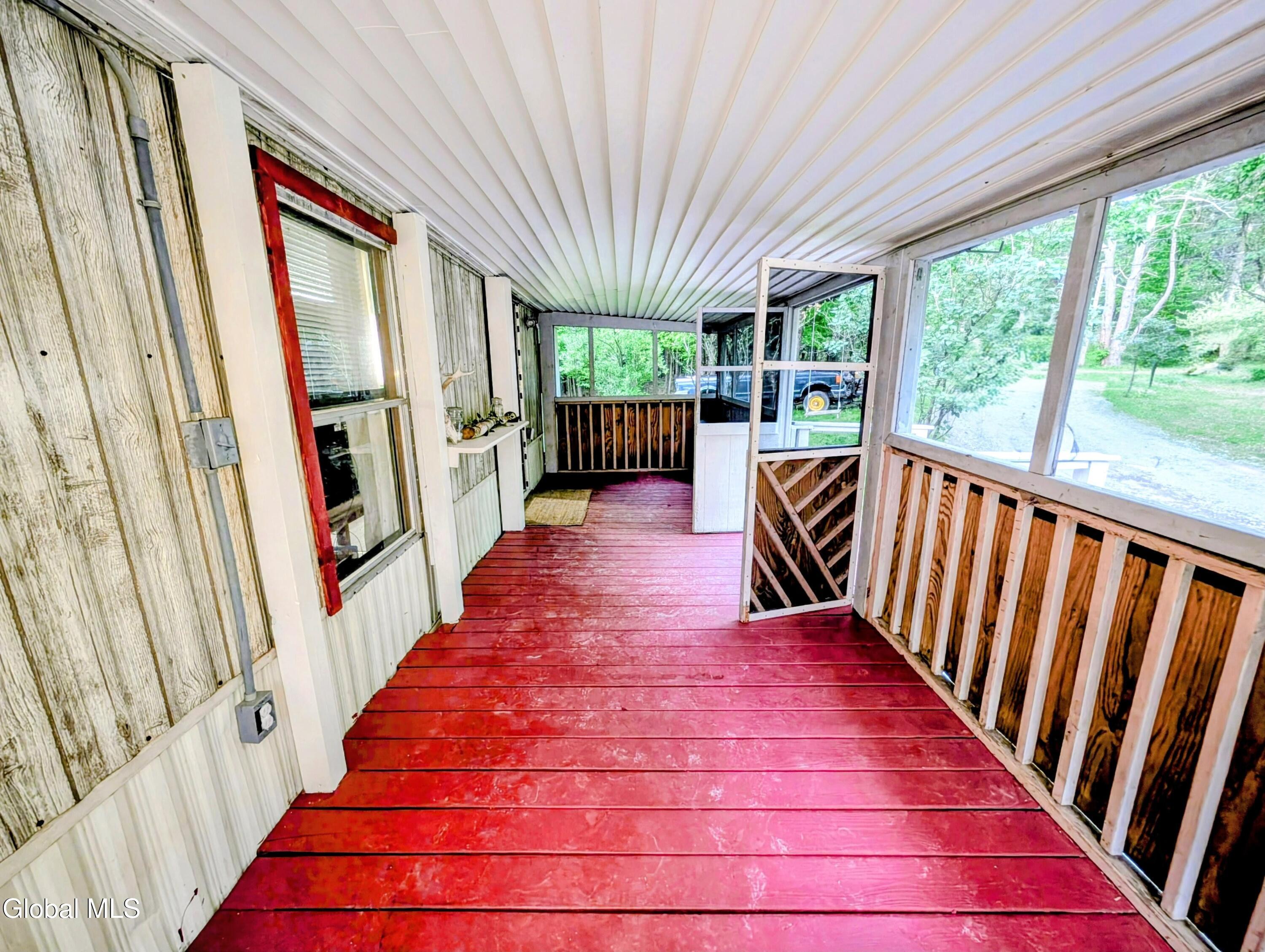 98 Primrose Lane Earlton NY 12058